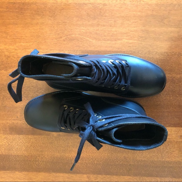 SANDRO PARIS | Lace up leather combat biker boot - Picture 10 of 12